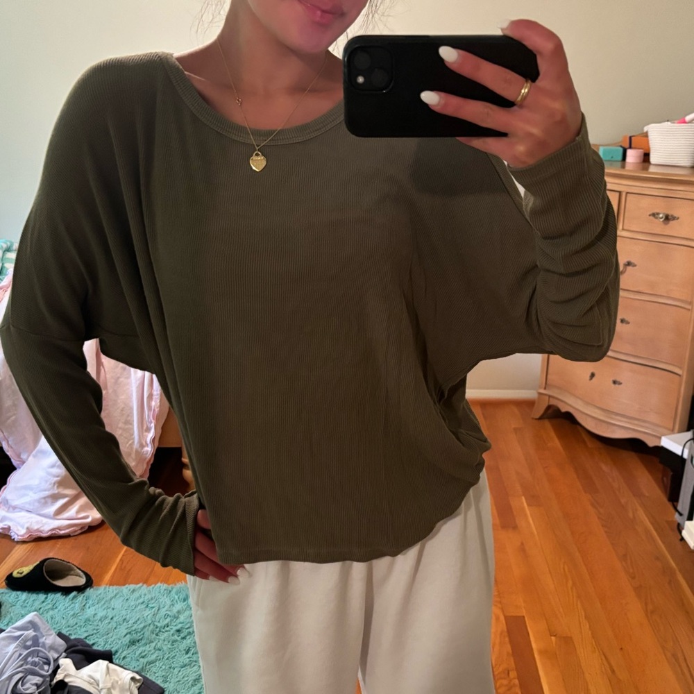 Brandy Melville olive green long sleeve tee